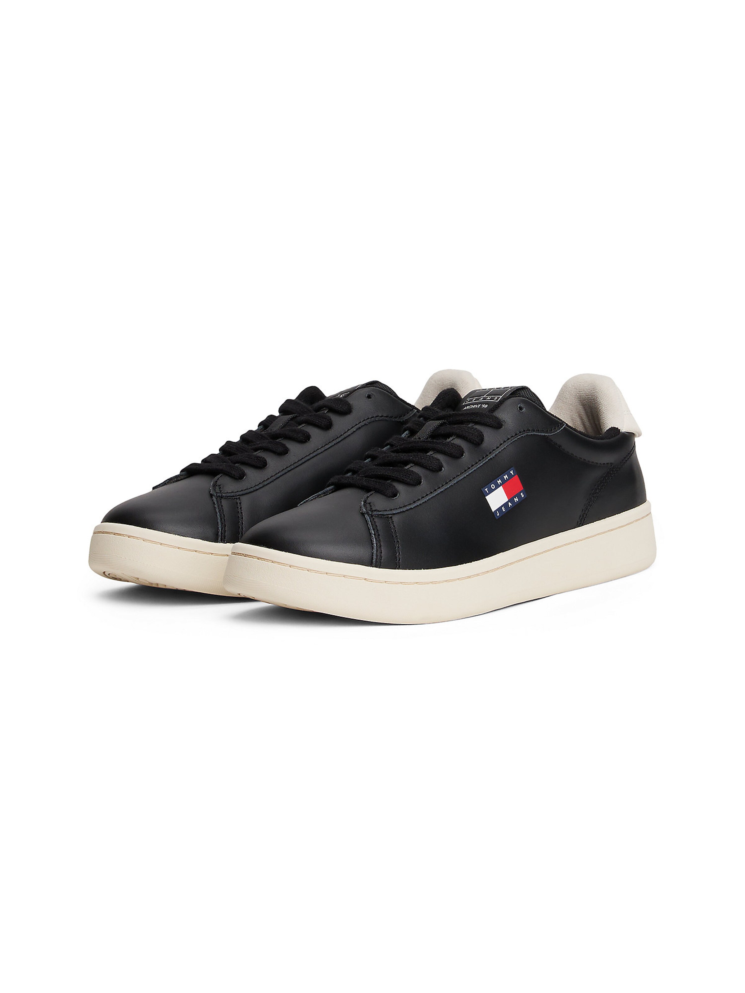 Tommy Jeans Platform trainers 'Archive' 98' in Black