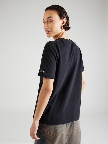 Superdry T-Shirt in Schwarz