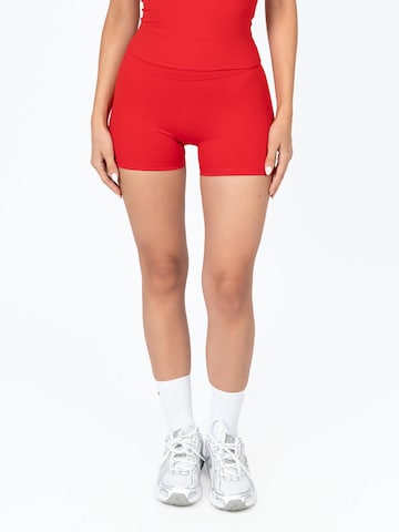 dayr Skinny Leggings 'Essential Shorts' in Red: front