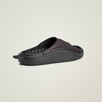 ADIDAS BY STELLA MCCARTNEY - Zapatos para playa y agua en negro