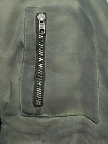 Atelier de roupa Between-season jacket 'GUARD' in Green