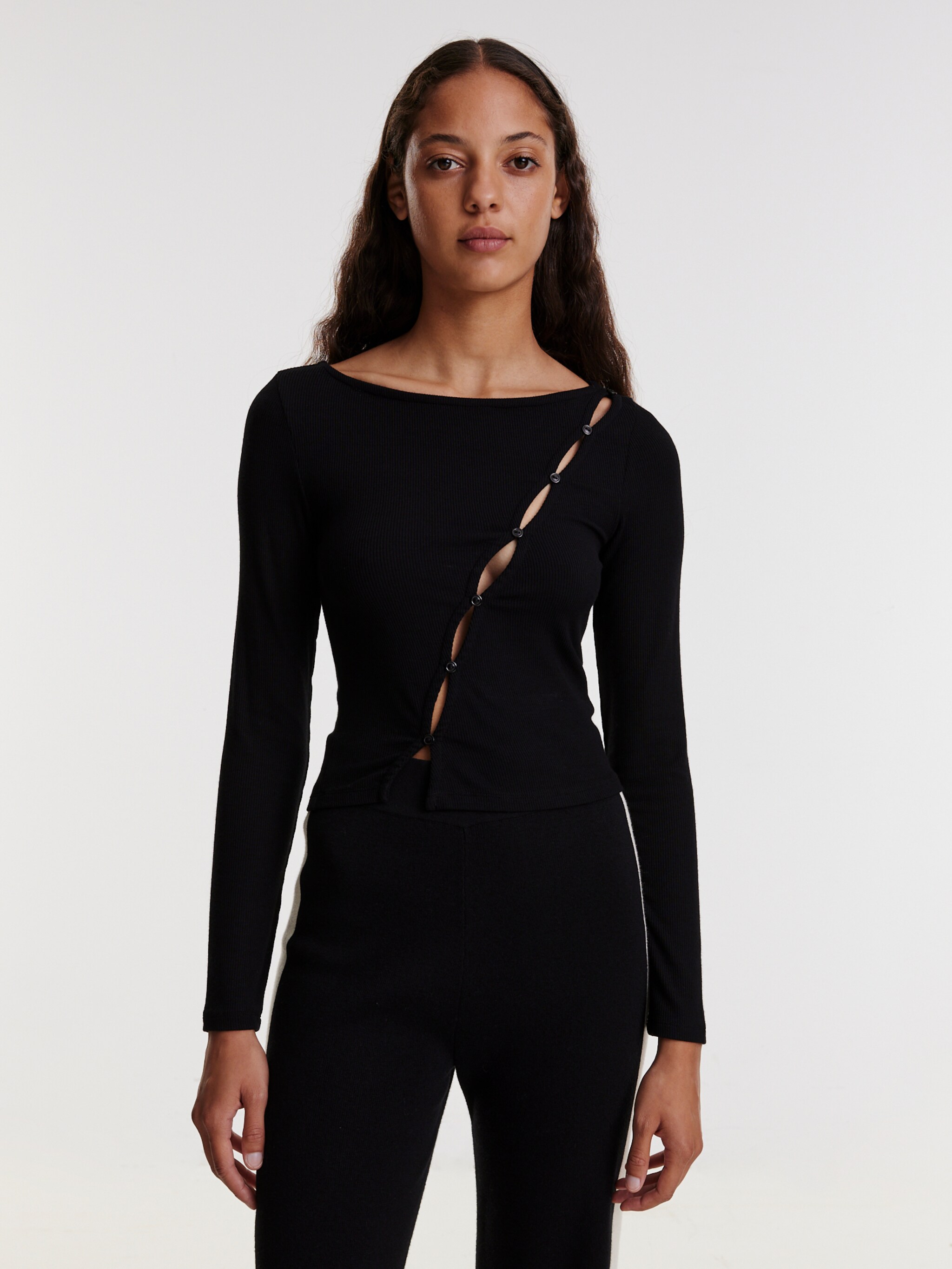 EDITED Produits T-shirt 'Kristin' noir