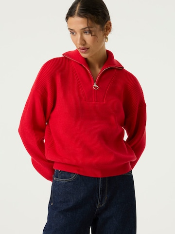 Pull-over GARCIA en rouge : devant