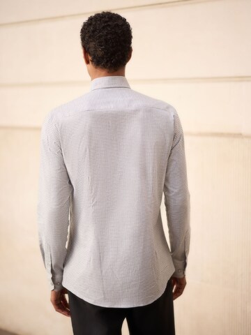 Slim fit Camicia di Next in grigio