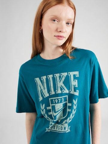 Nike Sportswear Shirt in Groen