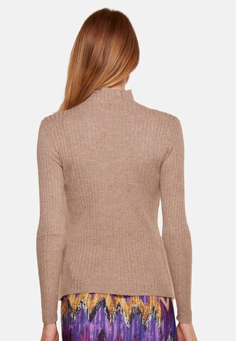 TOOche Sweater in Beige