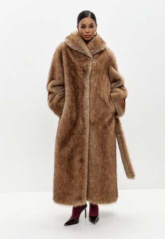 CESARE GASPARI Winter Coat 'Desert Mirage' in Brown