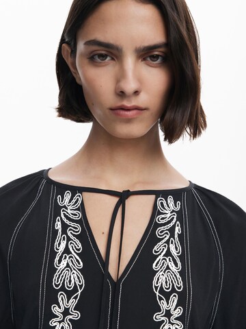 Chemisier Desigual en noir
