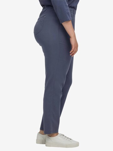 SHEEGO Slimfit Hose in Blau