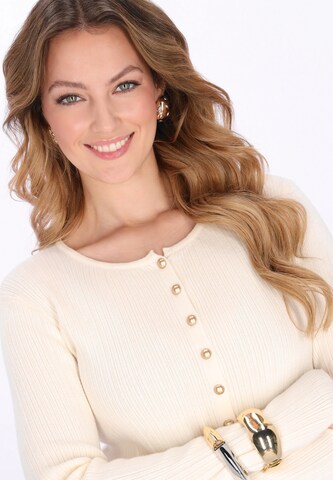 faina Strickjacke in Beige