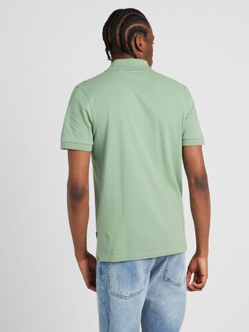 BOSS T-shirt 'Pallas' i grön