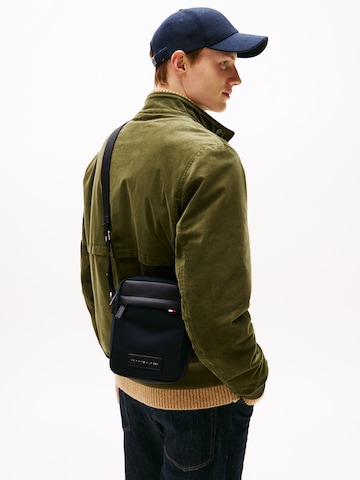 TOMMY HILFIGER Õlakott, värv must