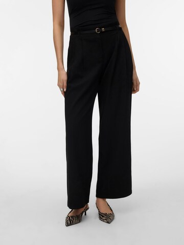 VERO MODA - Pierna ancha Pantalón plisado 'VMTahia' en negro: frente