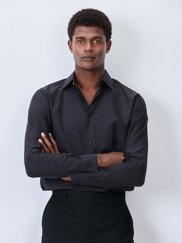 Next Regular fit Button Up Shirt in Black: front