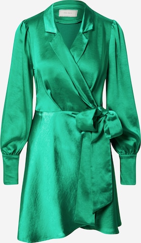 Neo Noir Shirt dress in Green: front