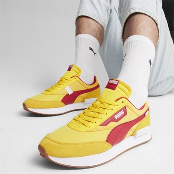 Baskets basses ' Rider Play On ' PUMA en jaune