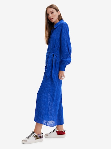 Robe-chemise 'ROYAL' Desigual en bleu