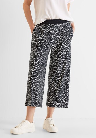 STREET ONE Wide leg Pants in Black: front