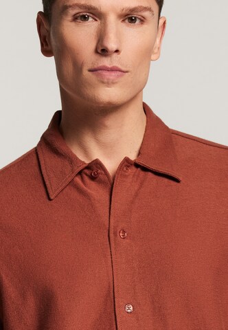 Shiwi - Ajuste regular Camisa 'ALEC' en marrón