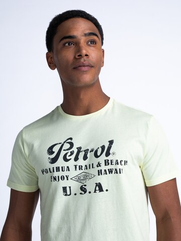 T-Shirt Petrol Industries en jaune