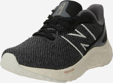 new balance - Zapatillas de running 'Arishi v4' en negro: frente