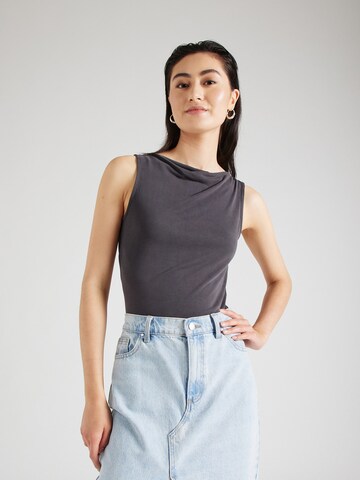 Monki Top in Grey: front