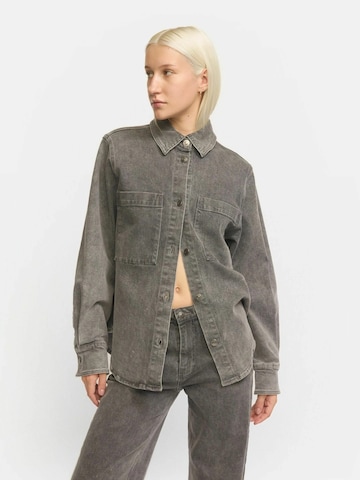 Soft Rebels Pusero 'Willa' värissä harmaa: etupuoli