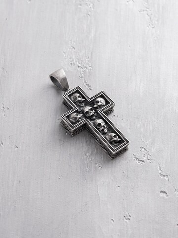 REYTEL Anhänger 'INNER DEMONS' in Silber: Vorderseite