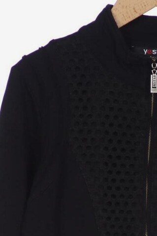 YEST Sweatshirt & Zip-Up Hoodie in S in Black