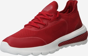 Baskets basses GEOX en rouge : devant