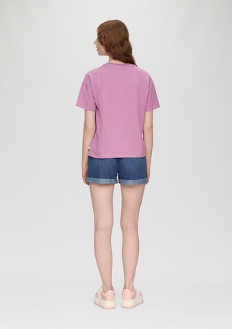QS - Camisa em roxo