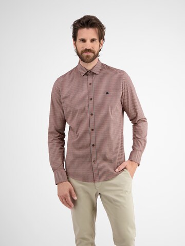 Coupe regular Chemise LERROS en rouge : devant