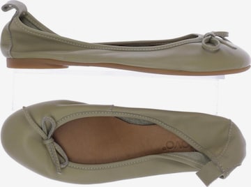 INUOVO Flats & Loafers in 36 in Green: front