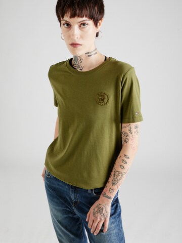 T-shirt TOMMY HILFIGER en vert : devant