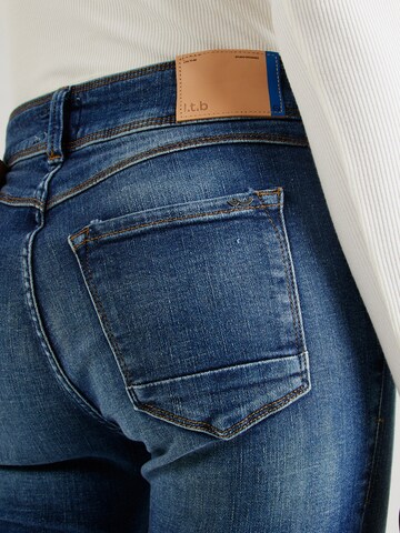 Skinny Jeans 'Fallon' di LTB in blu