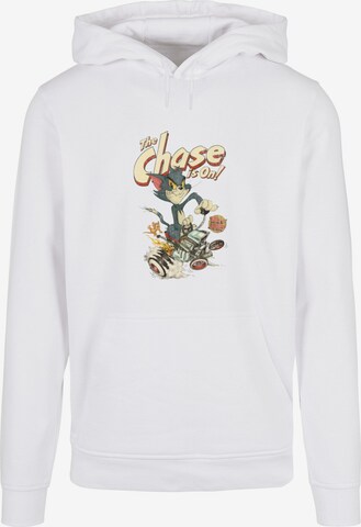 ABSOLUTE CULT Sweatshirt 'Tom And Jerry - The Chase Is On' in White: front