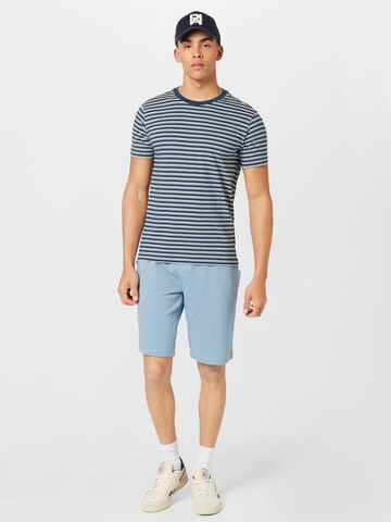 UNITED COLORS OF BENETTON T-Shirt in Blau