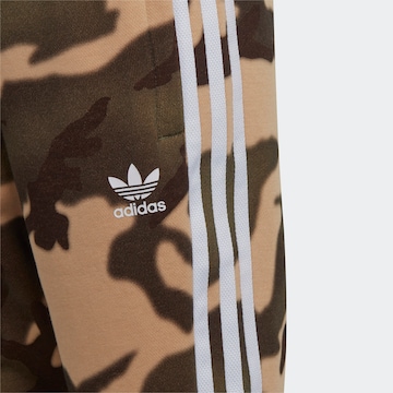 ADIDAS ORIGINALS Sweatsuit 'Camo' in Green