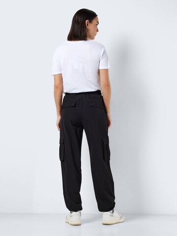 Regular Pantalon cargo 'Kirby' Noisy may en noir