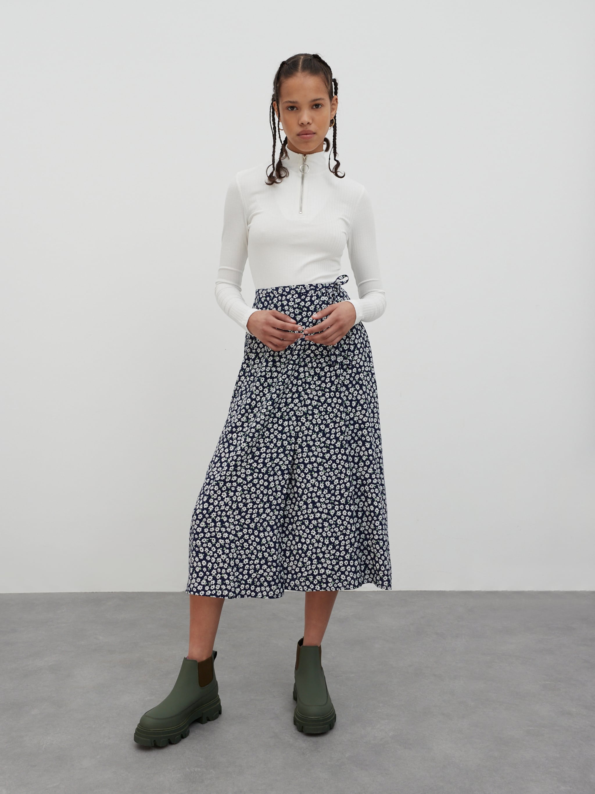 EDITED Produits T-shirt 'Svetlana' blanc