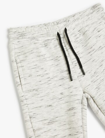 Koton Tapered Broek in Grijs