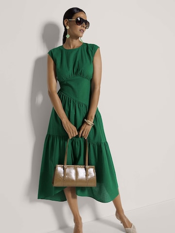 MADELEINE Kleid in Grün