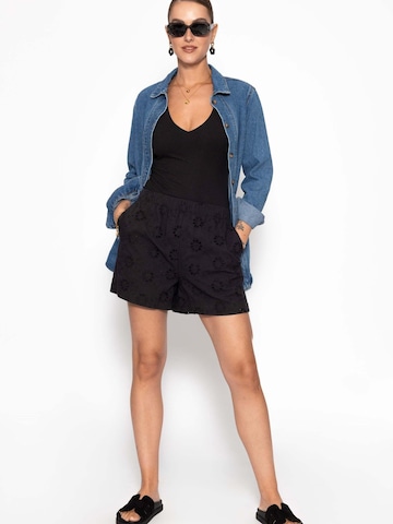 SASSYCLASSY Shirt Bodysuit in Black
