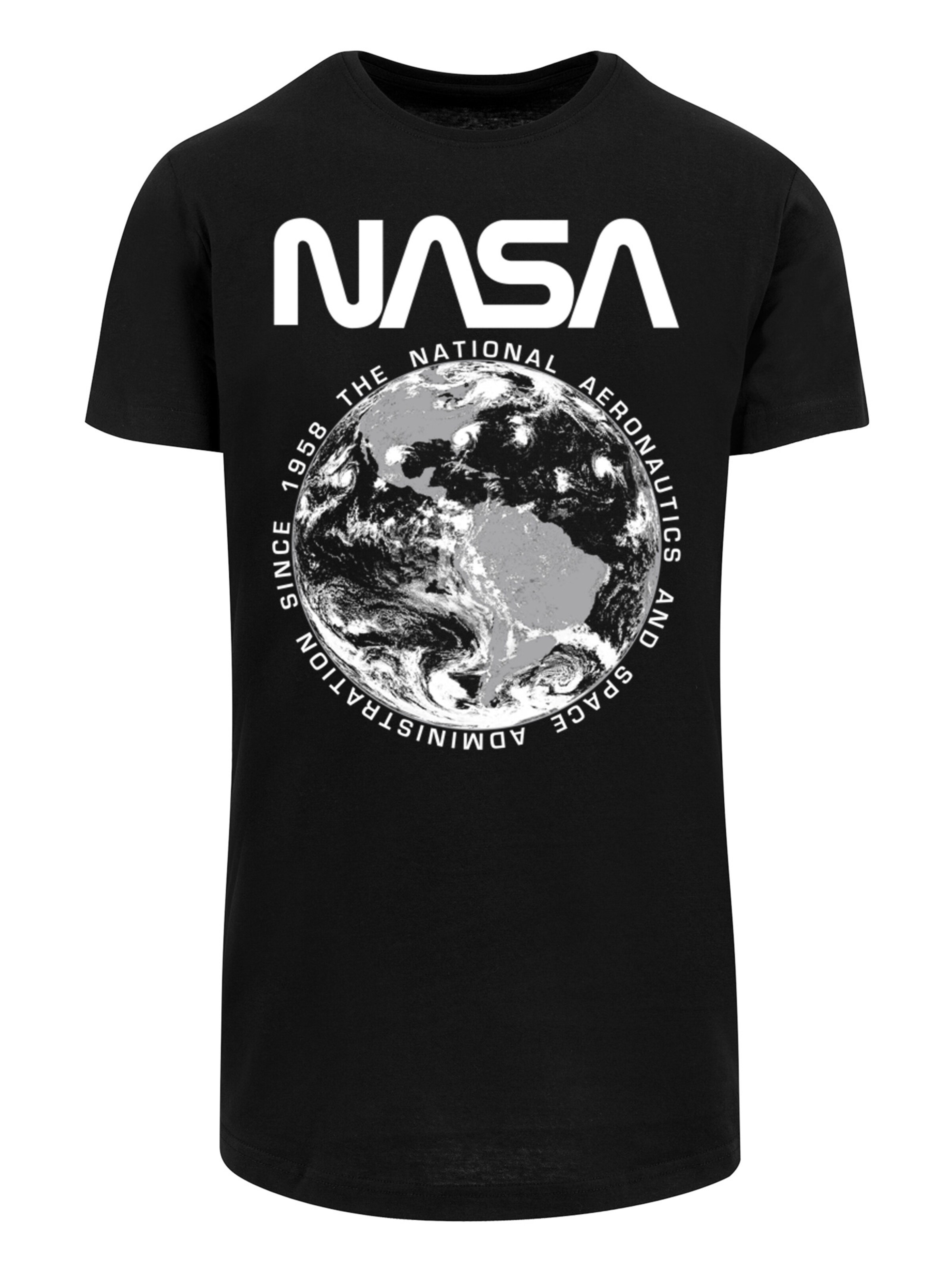 F4NT4STIC Shirt 'NASA Planet Earth' in Zwart: voorkant