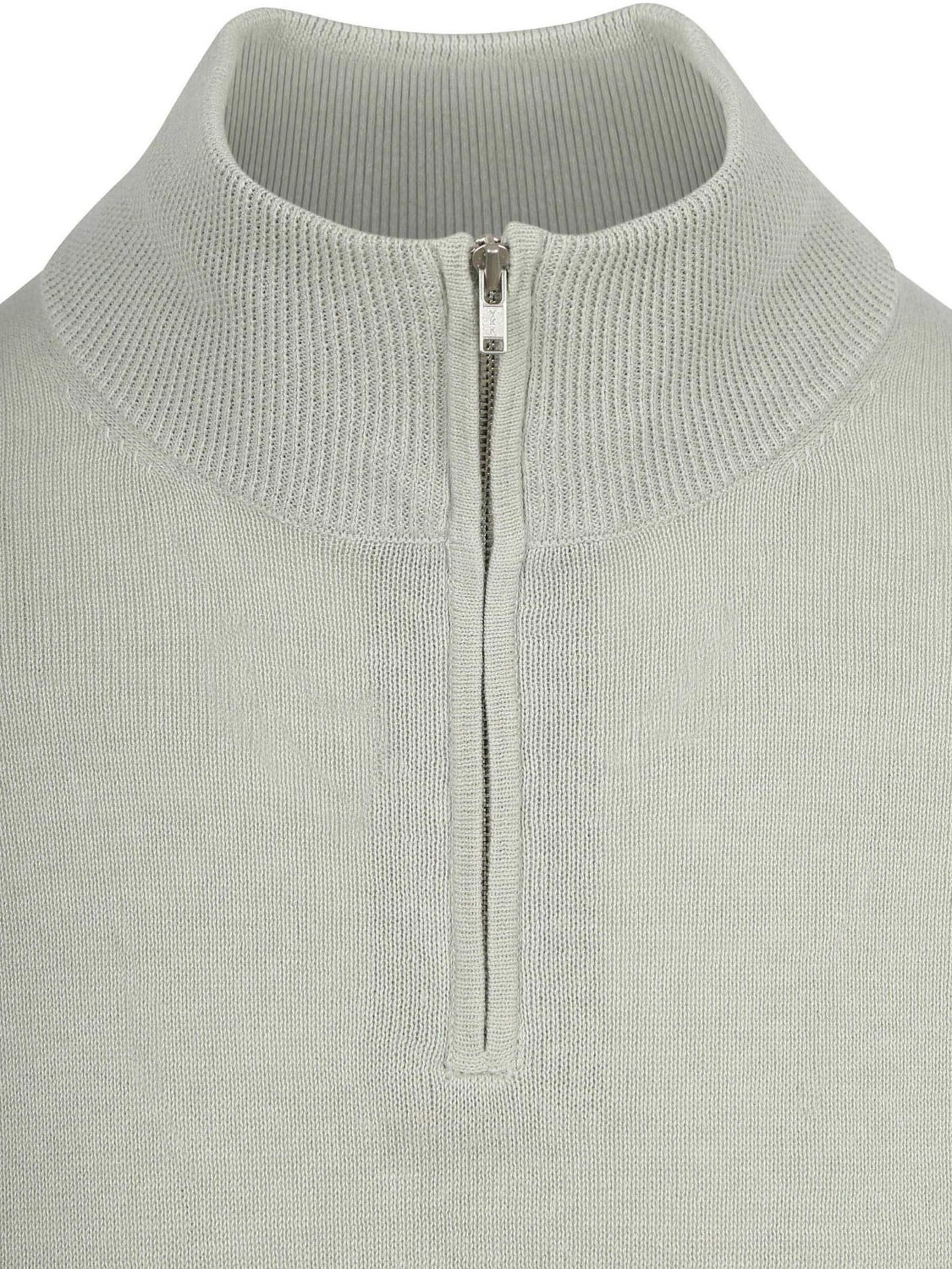 Steppin' out Sweater in Grey