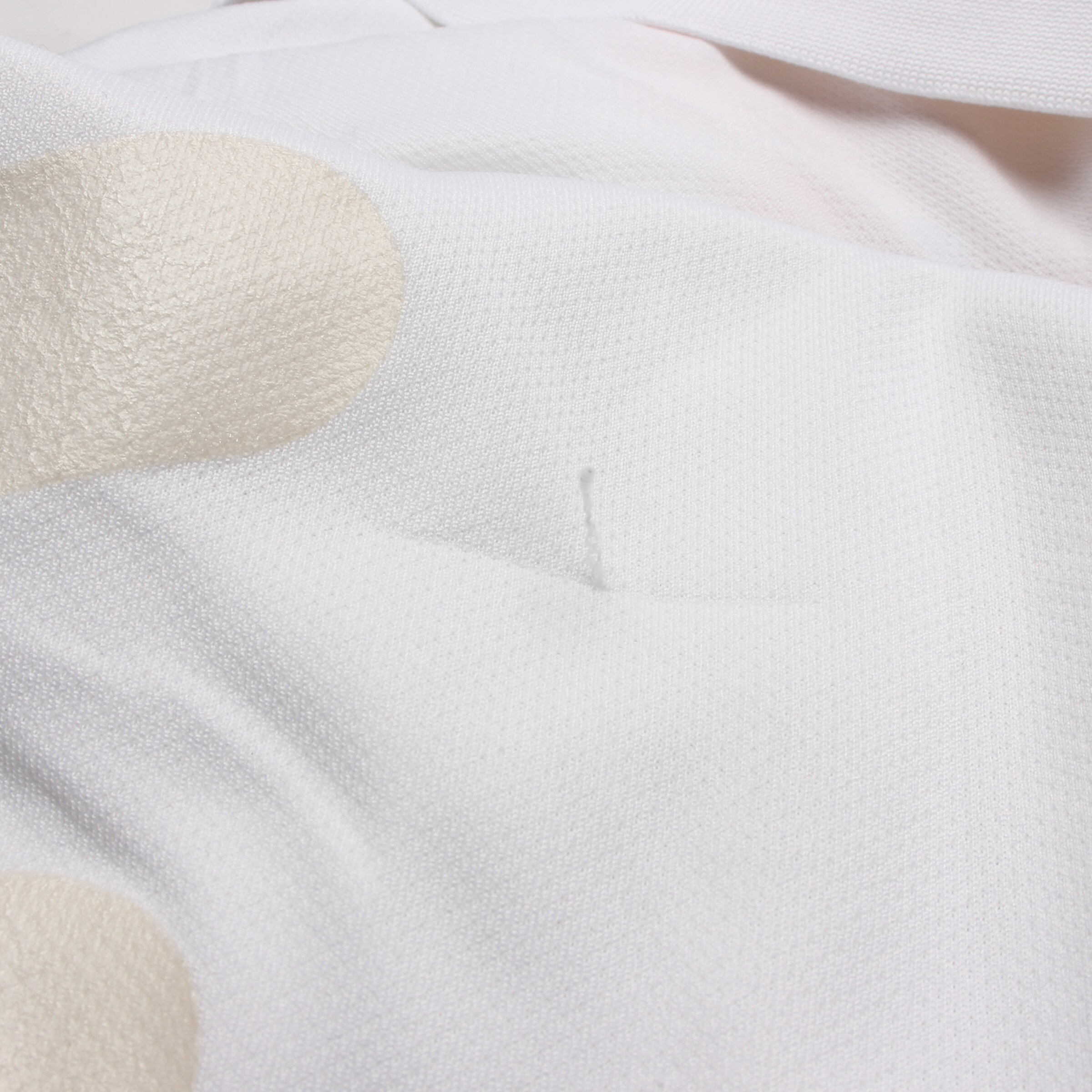 Off-White Button Up Shirt in M in Mixed colors