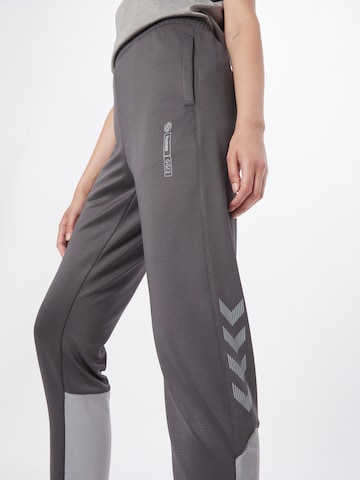 Hummel Regular Workout Pants 'GG12 Action' in Grey