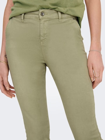 Skinny Pantalon 'EVEREST ' ONLY en vert