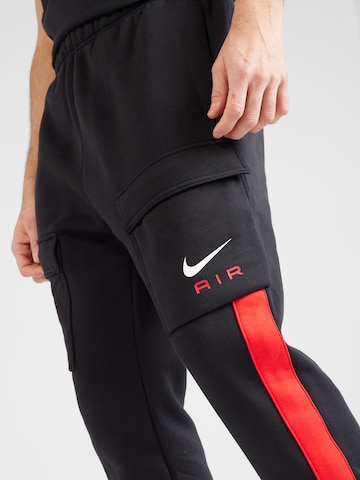 Effilé Pantalon cargo 'AIR' Nike Sportswear en noir