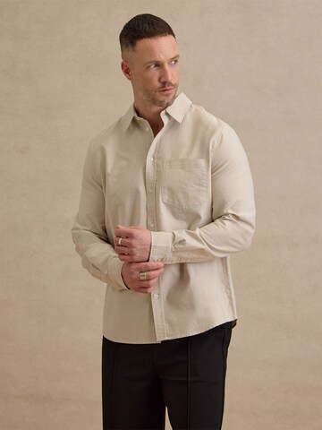 Regular fit Camicia 'Kimi' di DAN FOX APPAREL in beige: frontale